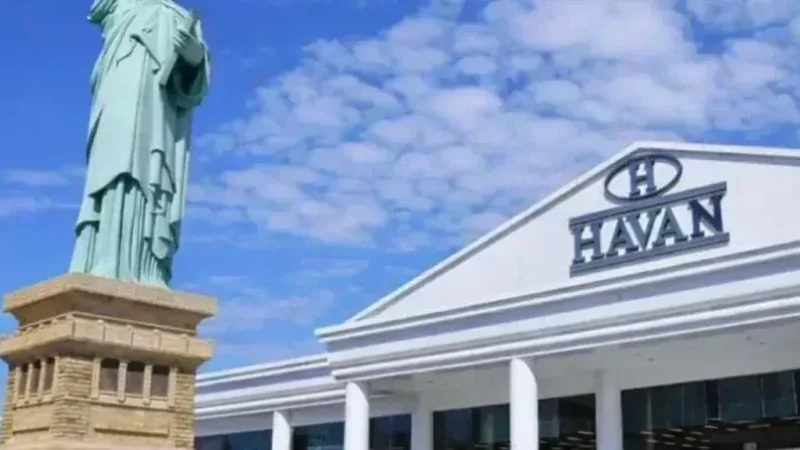 Ataques contra estátuas da Havan em quatro estados levantam suspeita de ação coordenada; veja vídeo