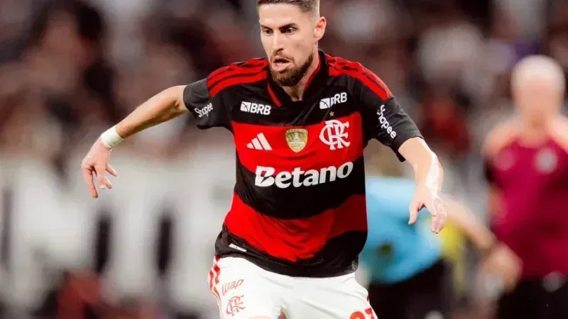 Jorginho esclarece caso com Chappell Roan e aponta mal-entendido; veja