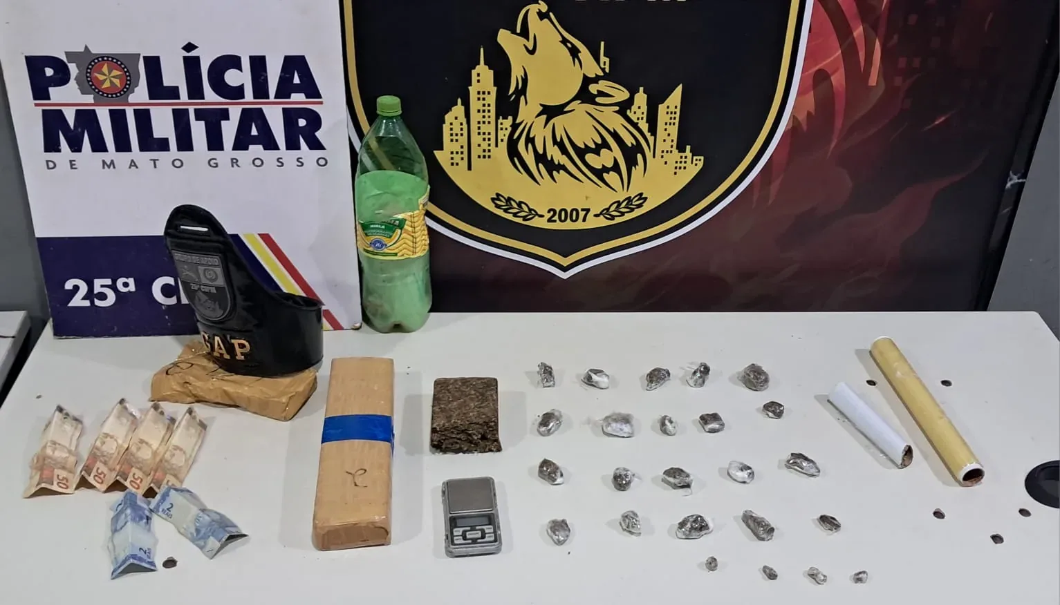 Polícia apreende drogas e prende suspeito ligado a facção em VG; veja vídeo