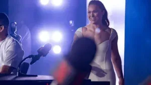 VÍDEO: Ronda Rousey dispara contra campeã do UFC durante coletiva