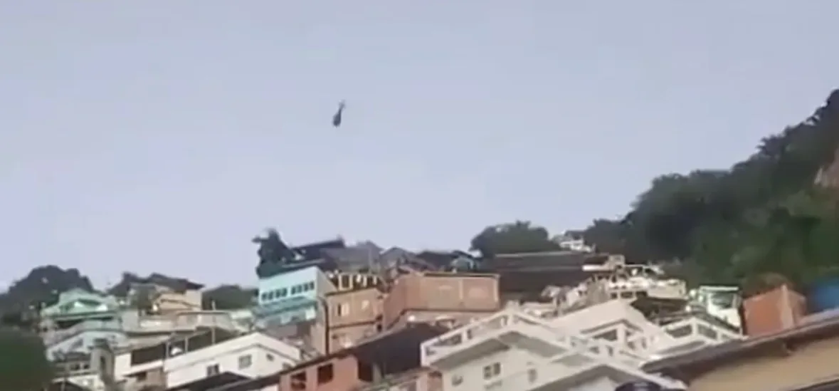 Polícia faz operação contra chefes do CV e provoca tiroteio; Veja vídeo