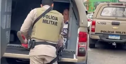 Idosa é flagrada em ato de racismo na orla e acaba presa; Veja vídeo