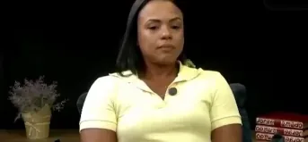 Porta-bandeira Cris Caldas expõe anos de violência e choque no mundo do samba; Veja vídeo