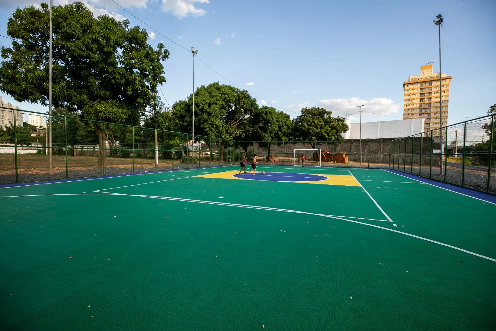 Cuiabá acelera revitalizações e já recupera mais de 100 espaços esportivos na capital