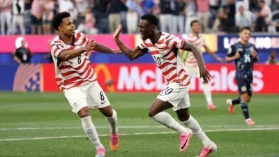 Balogun marca duas vezes, e Estados Unidos largam com goleada na Copa do Mundo; veja os gols