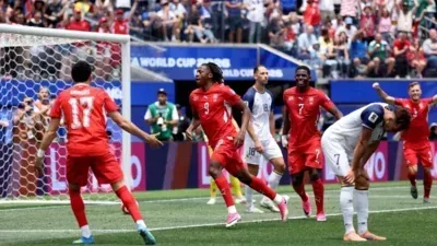 Manzambi sai do banco, marca duas vezes e coloca Suíça na ponta do Grupo B; veja os gols
