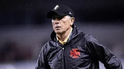 Vasco confirma saída de Renato Gaúcho após três meses no comando da equipe