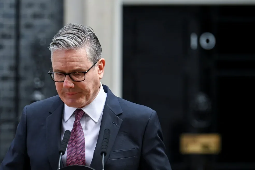 Keir Starmer anuncia renúncia ao cargo de primeiro-ministro do Reino Unido; veja vídeo