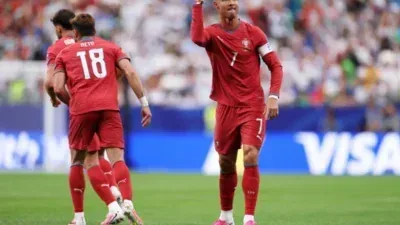 Cristiano Ronaldo brilha, Portugal aplica goleada e assume ponta do grupo na Copa; veja os gols