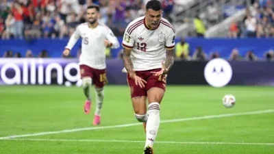 Oyarzabal recebe elogios da imprensa espanhola após colocar a Espanha na final da Copa do Mundo; veja o gol