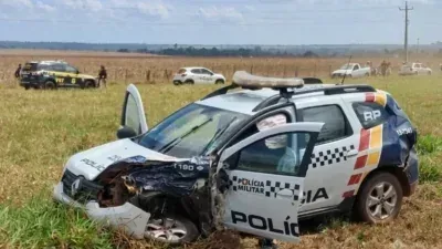 Acidente com viatura da PM, duas carretas e caminhonete deixa dois mortos na BR-174 em Nova Lacerda; veja vídeo