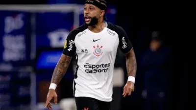 Memphis contesta Corinthians após fim das negociações e promete falar sobre bastidores