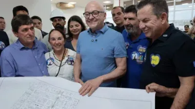 Pivetta vistoria Hospital Regional de Tangará com prefeitos e prevê conclusão ainda em 2026; veja vídeo