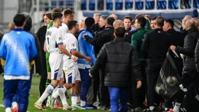 Uefa pode investigar confusão entre Irlanda e Israel após denúncia contra jogador israelense; veja vídeo