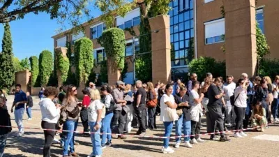 Adolescente de 14 anos atira dentro de escola e deixa feridos; veja vídeo