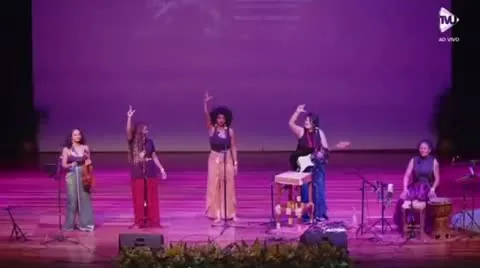 Grupo musical grita “viva Lula” durante evento com Cármen Lúcia na UFMT; veja vídeo