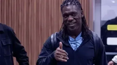 Seedorf revela se Memphis Depay influenciou sua chegada ao Corinthians e explica escolha pelo clube; veja vídeo
