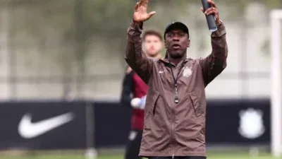 Corinthians não consegue regularizar Seedorf e terá comissão técnica improvisada contra o Vitória